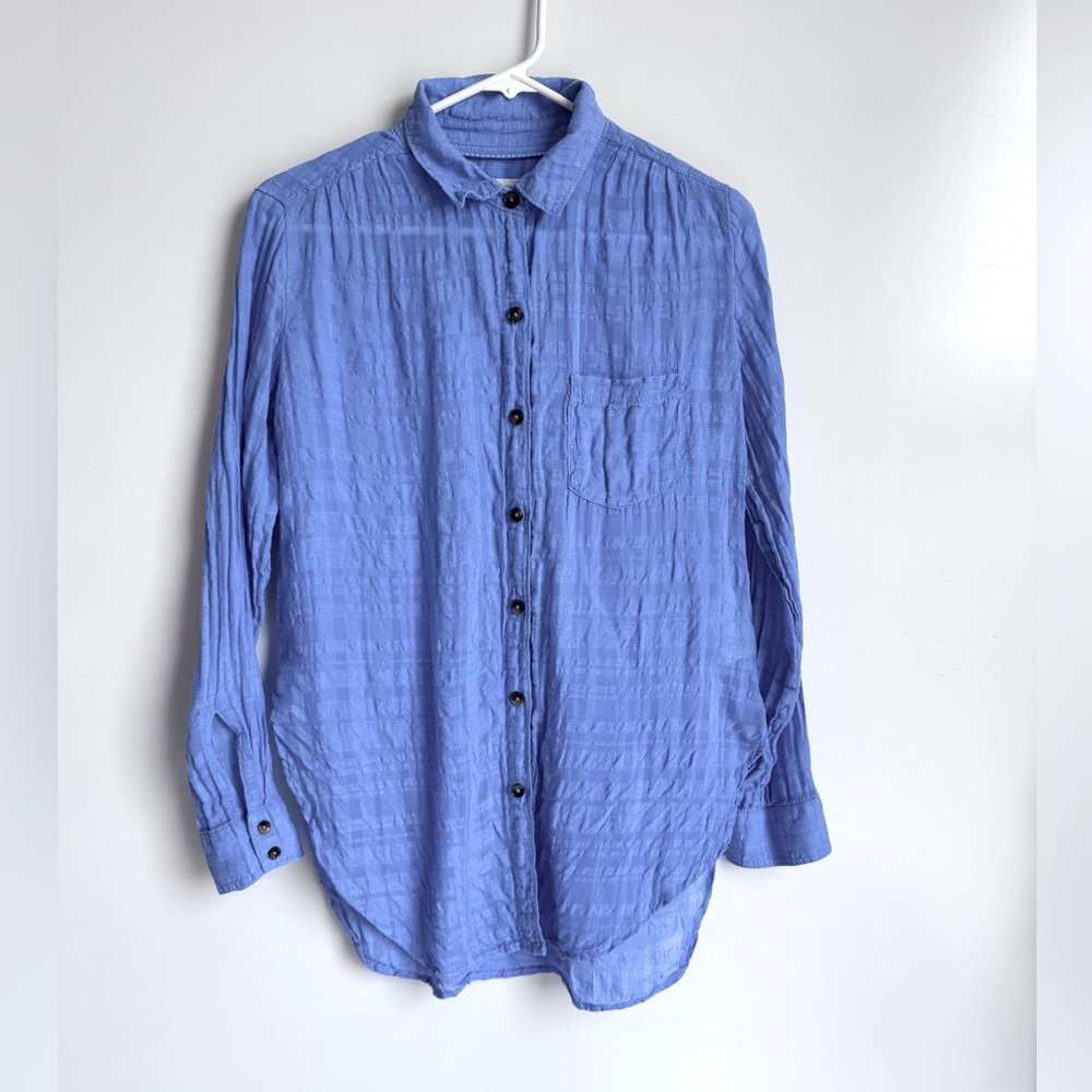 Pilcro and the Letterpress Women Blue Button‎ Down size 0 gauzy linen cotton